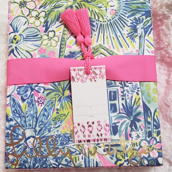 Lily Pulitzer 2 boxes (8.5 in.wide) (10 in.long) - Picture 2 of 5